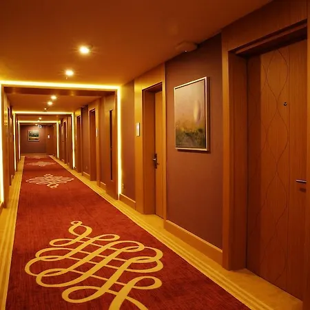 Tryp By Wyndham Izmit 5*