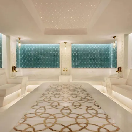 Tryp By Wyndham Izmit 5*