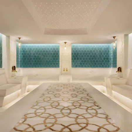 Tryp By Wyndham Izmit 5*