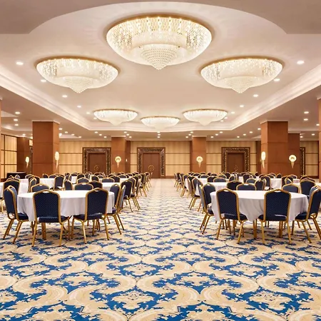 Tryp By Wyndham Izmit Hotel