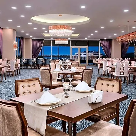 Tryp By Wyndham Izmit Hotel