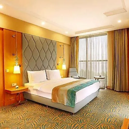 Tryp By Wyndham Izmit 5* Kocaeli