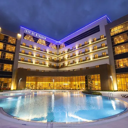 Tryp By Wyndham Izmit 5*