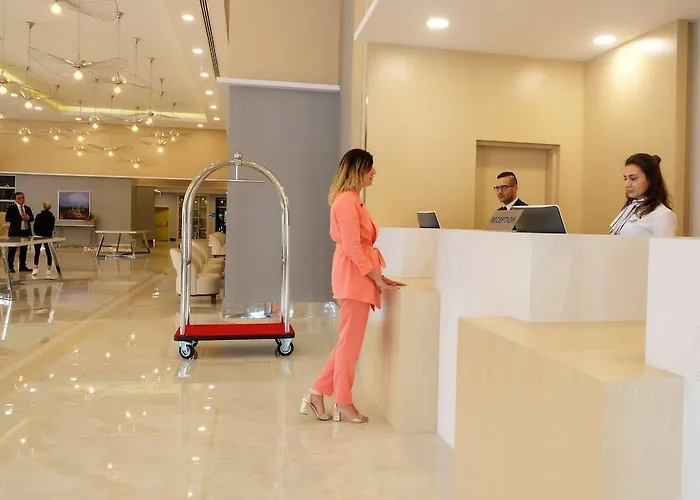 تريب باي ويندهام إزميت