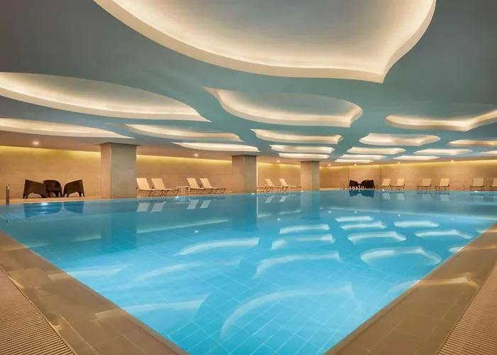 فندق تريب باي ويندهام إزميت 5*